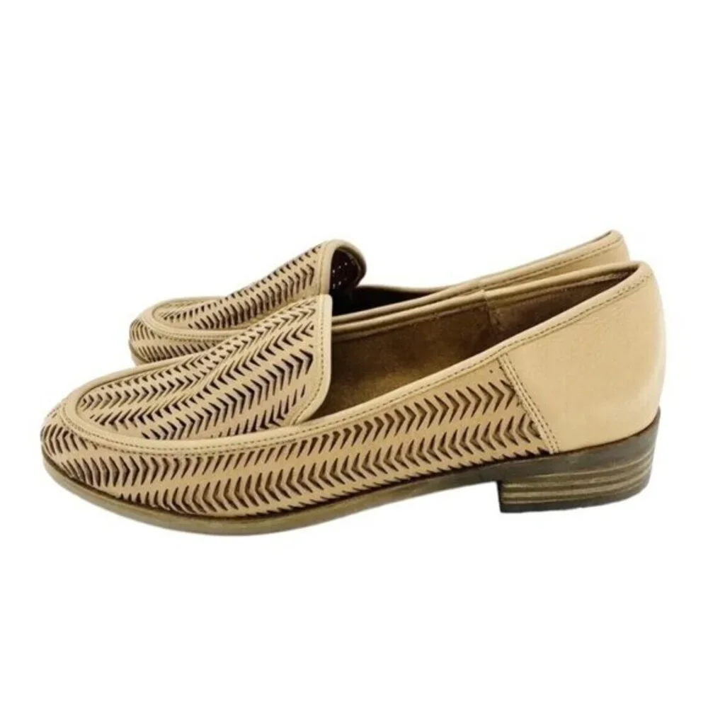 Lucky Brand Camdyn Brown Perforated Leather Loafer Flats Slip On SZ 8.5